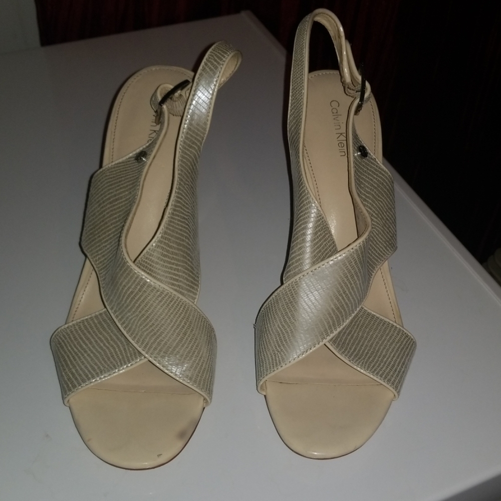 Calvin Klein heels - Picture 3 of 5